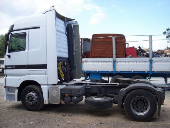 Used mercedes tractor units sale #4